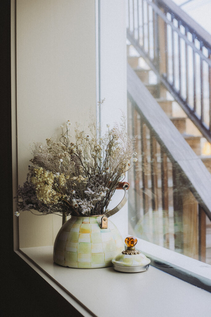 Interior photography at Intuitively Wild in High Falls, New York, photographed by Julieanne Browning of Pine & Fable Photography.