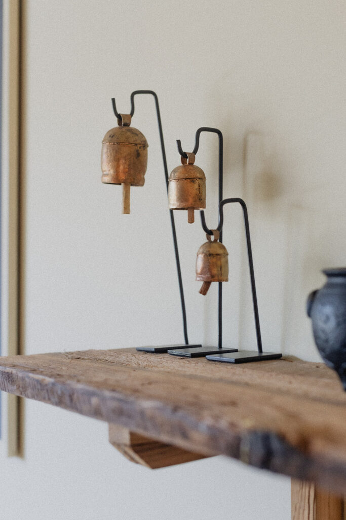 Interior photography at Intuitively Wild in High Falls, New York, photographed by Julieanne Browning of Pine & Fable Photography.